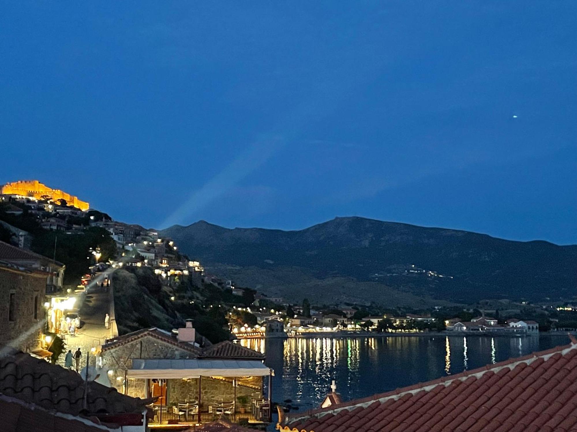 Q Apartments Molyvos Μήθυμνα Εξωτερικό φωτογραφία